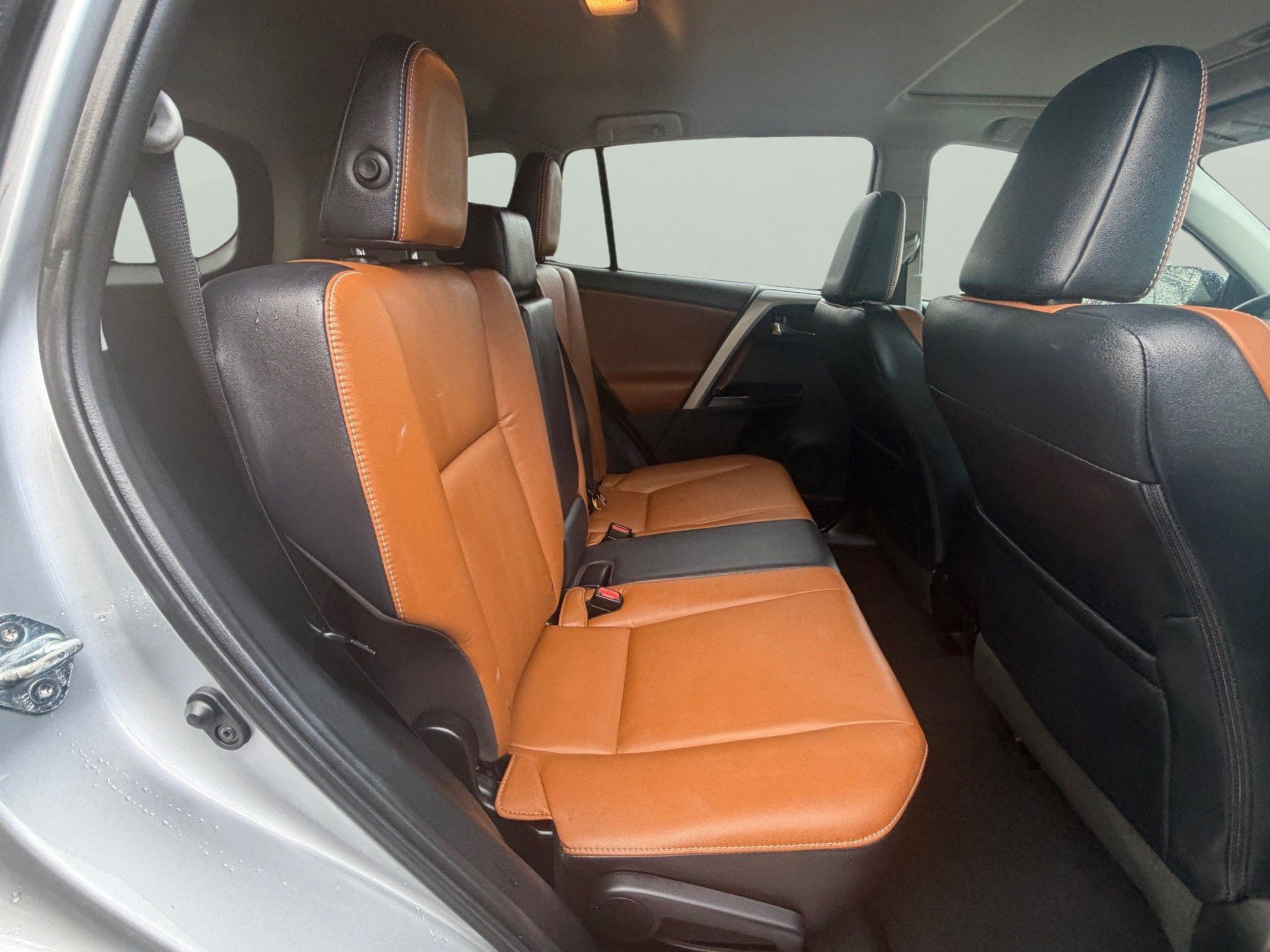 Used 2016 Toyota RAV4 Limited FWD image 27