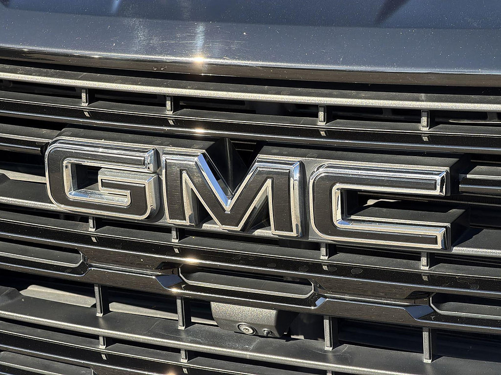 Used 2022 GMC Sierra 1500 Elevation w/ Elevation Premium Package AWD/4WD image 30