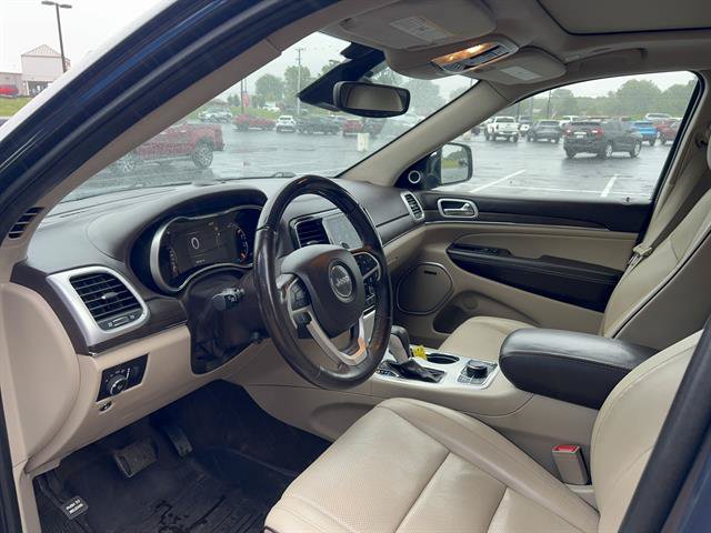 Used 2021 Jeep Grand Cherokee Summit AWD/4WD image 12