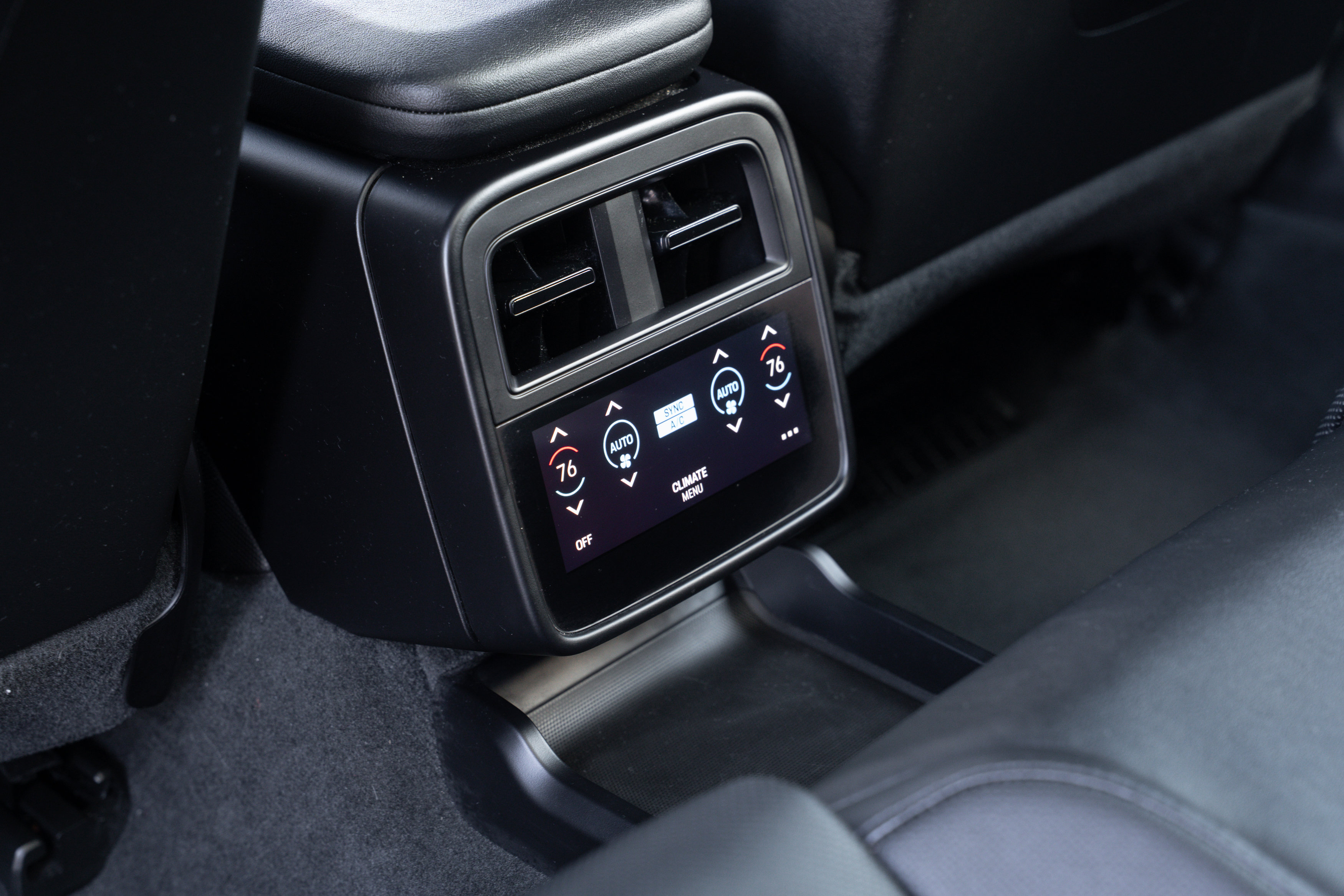 Used 2021 Porsche Taycan 4S image 28