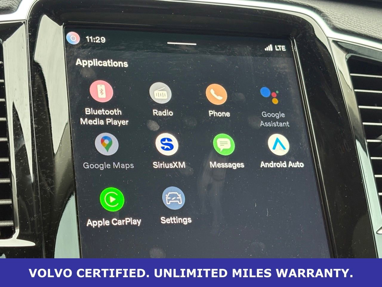 Certified 2024 Volvo XC90 B6 Plus w/ Protection Package Premier AWD/4WD image 25