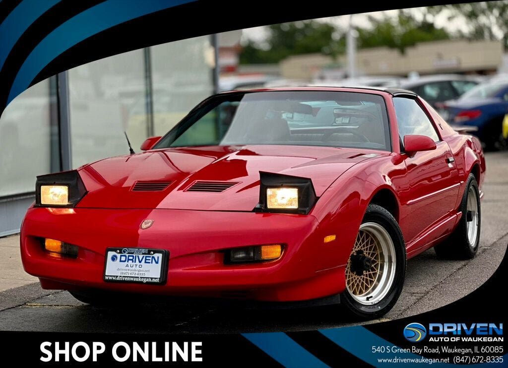 Used 1991 Pontiac Firebird Trans Am RWD image 1