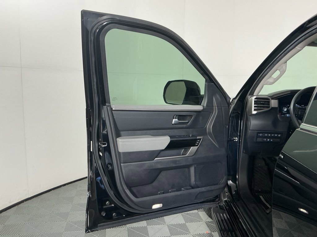 Used 2023 Toyota Sequoia Limited image 20