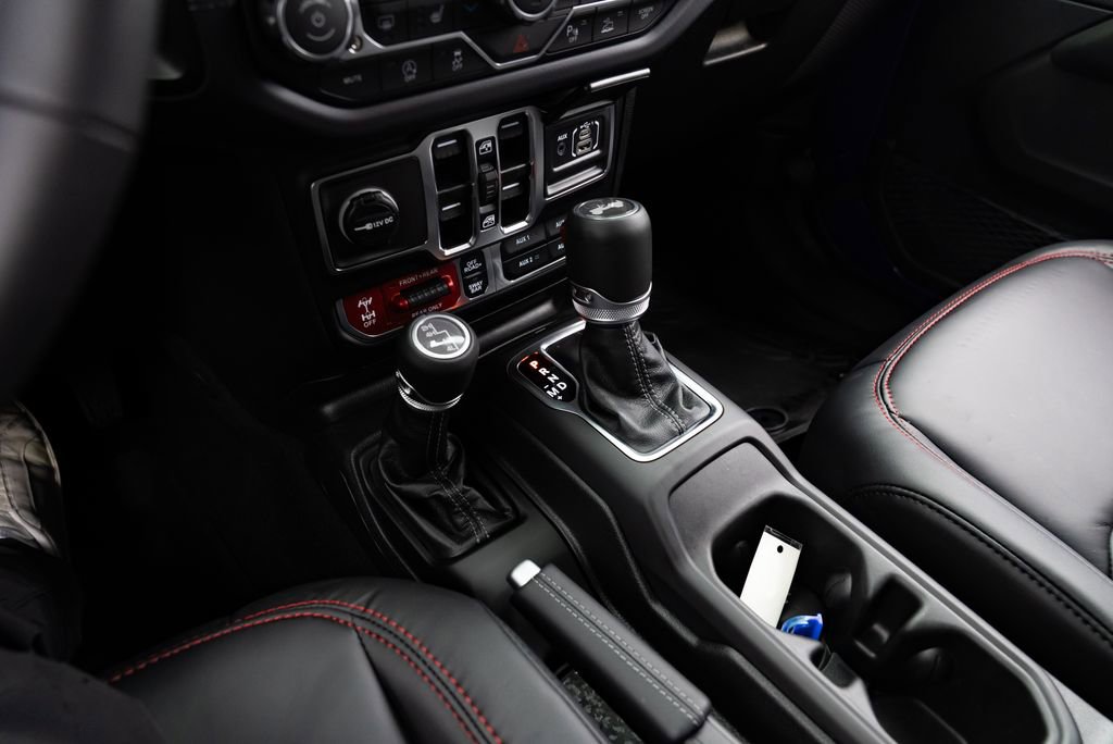 Used 2026 Jeep Wrangler Rubicon w/ Safety Group image 16