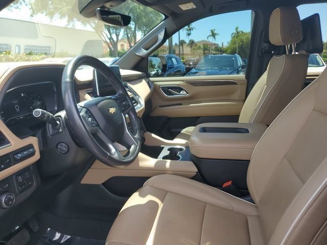 Used 2022 Chevrolet Suburban Premier w/ Premium Package AWD/4WD image 23