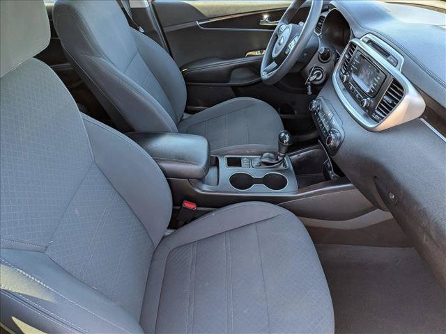 Used 2017 Kia Sorento AWD image 21