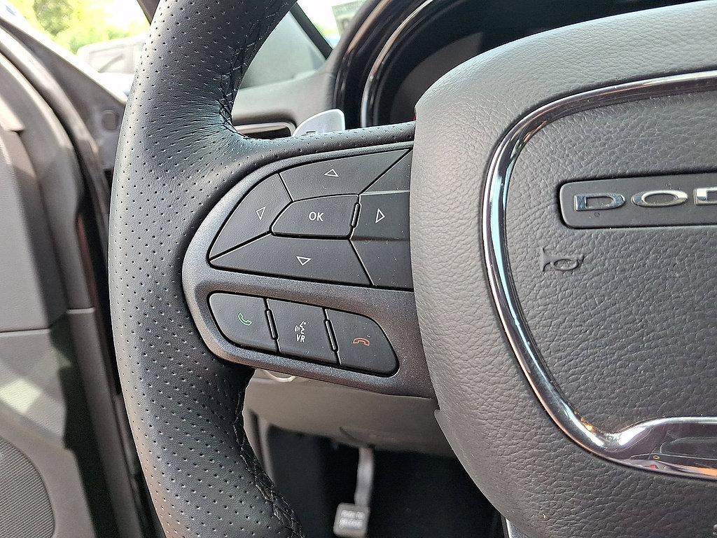 Used 2025 Dodge Durango GT AWD/4WD image 17