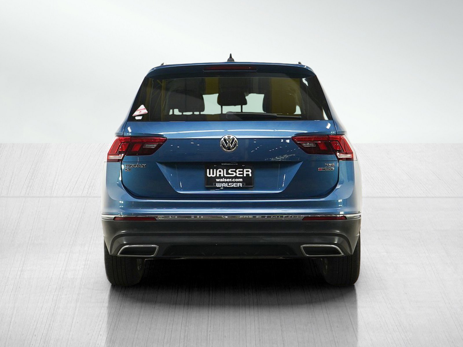 Used 2018 Volkswagen Tiguan SE w/ Front Fog Lights Package image 4