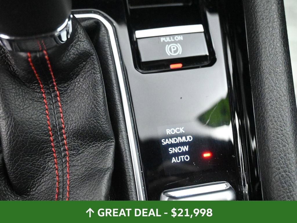 Used 2025 Jeep Compass Trailhawk w/ Trailer Tow Group image 32