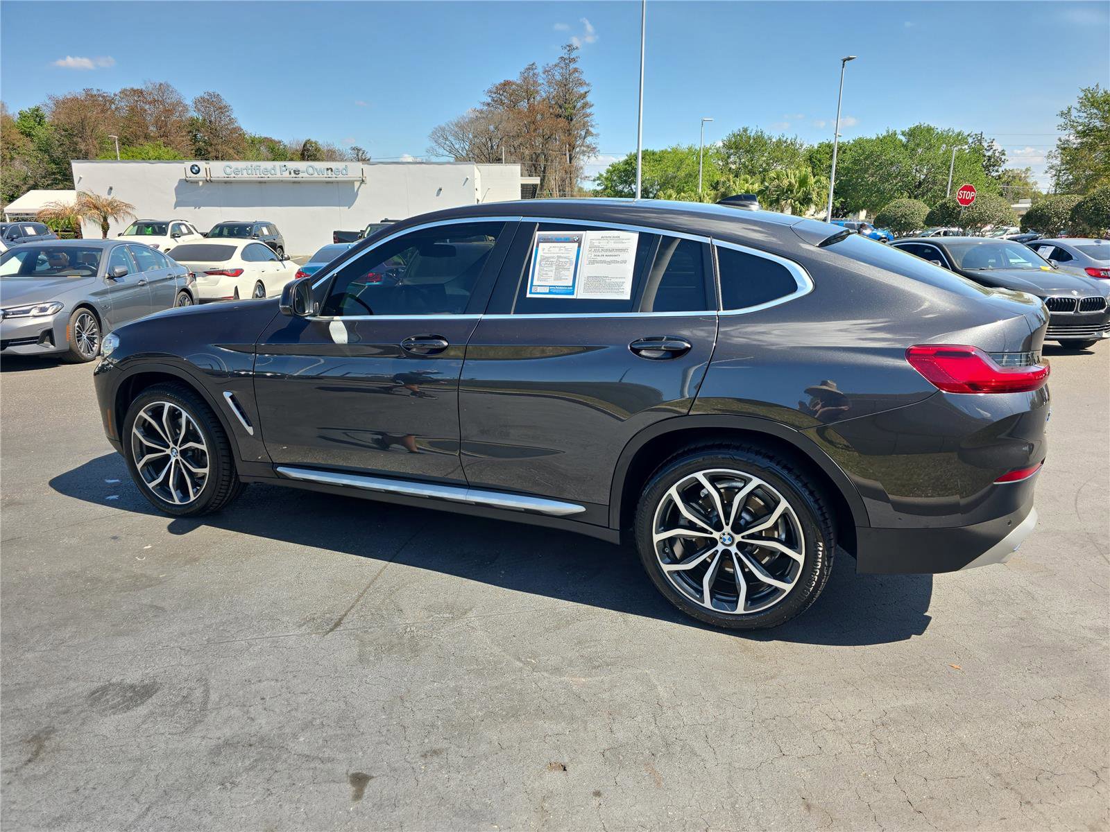 Used 2023 BMW X4 xDrive30i w/ Convenience Package image 5