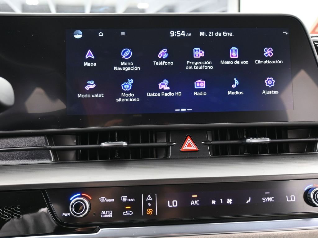 Used 2024 Kia Sportage EX image 21