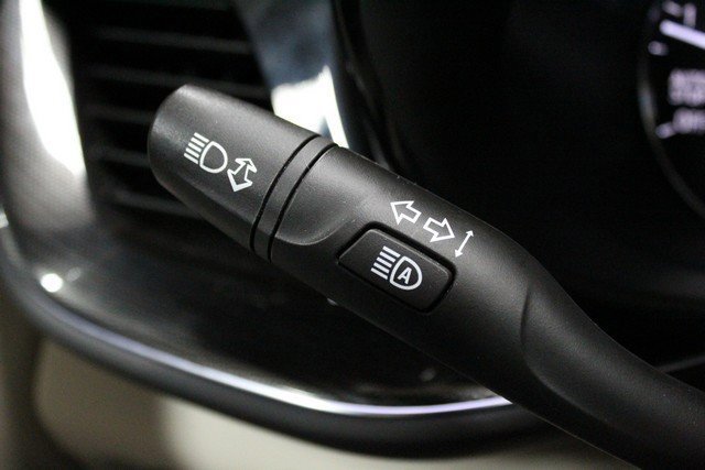 Used 2023 Buick Envision Preferred image 21