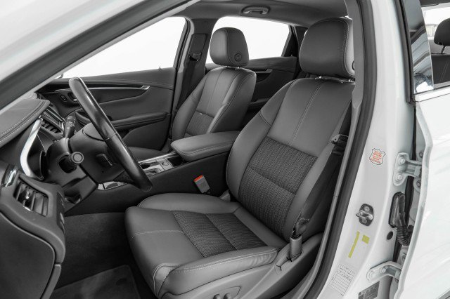 Used 2018 Chevrolet Impala LT image 28