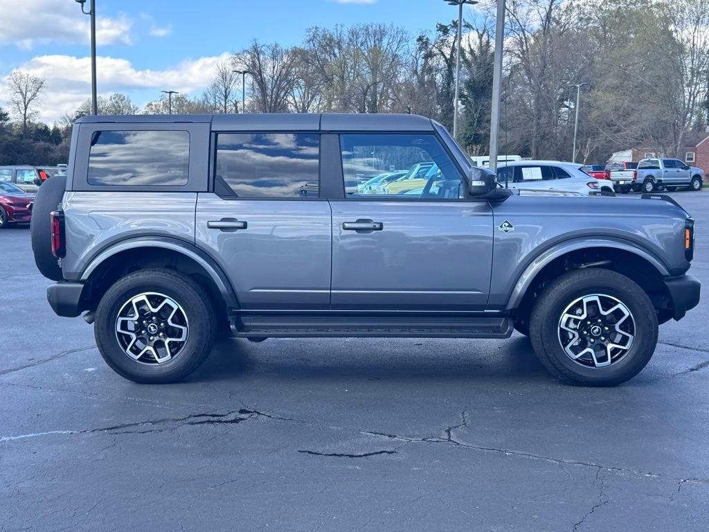 Used 2023 Ford Bronco Outer Banks image 4