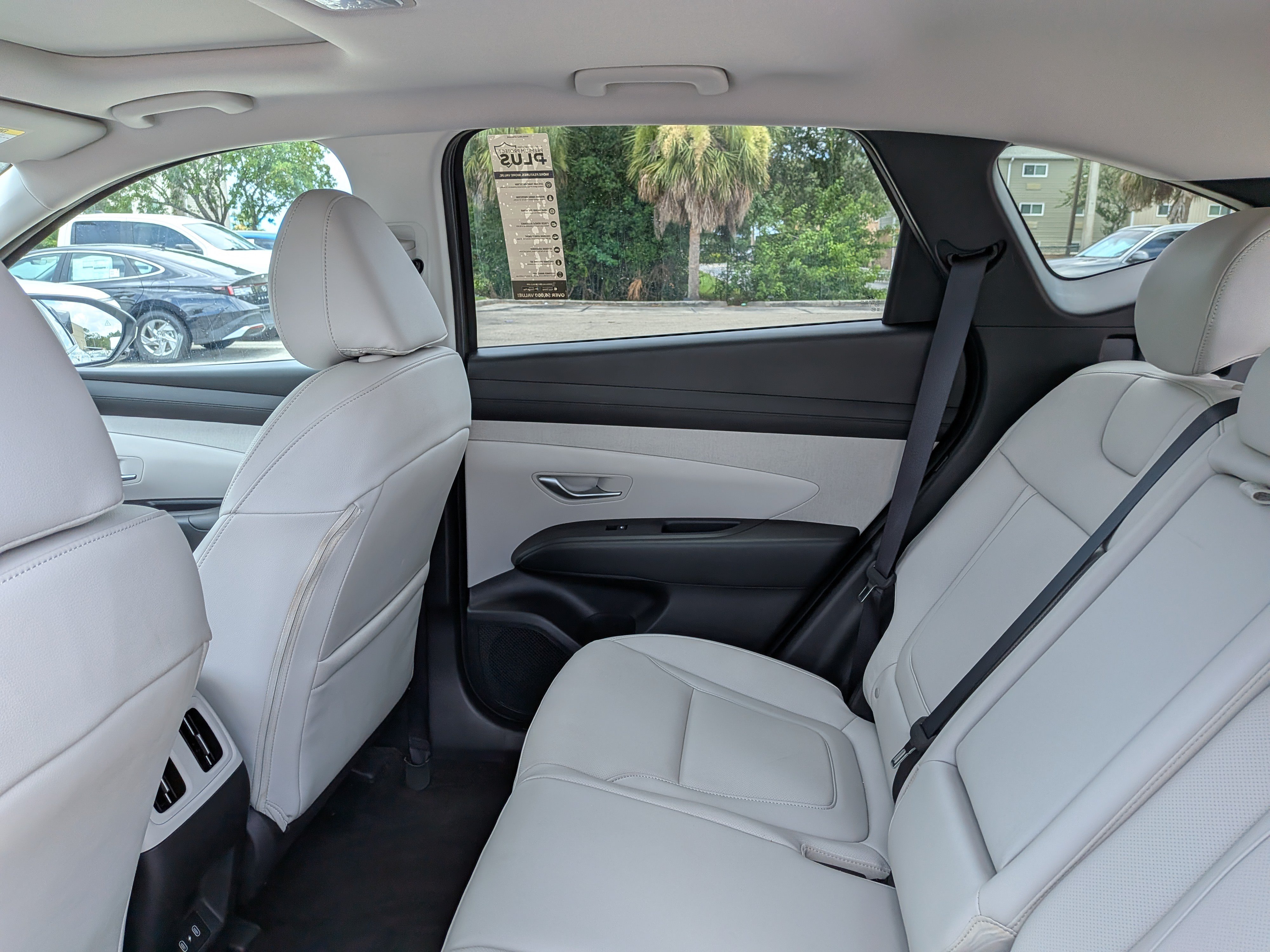 Used 2025 Hyundai Tucson SEL FWD image 15