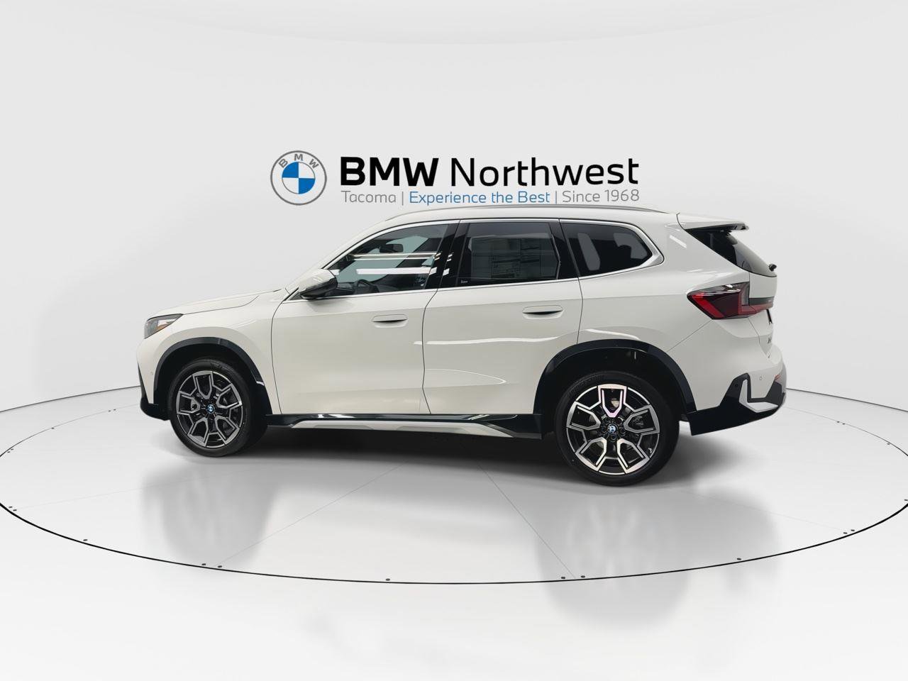 New 2025 BMW X1 xDrive28i w/ Technology Package image 11