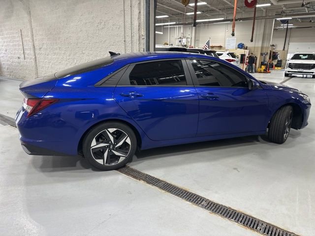 Certified 2023 Hyundai Elantra SEL w/ Convenience Package image 10