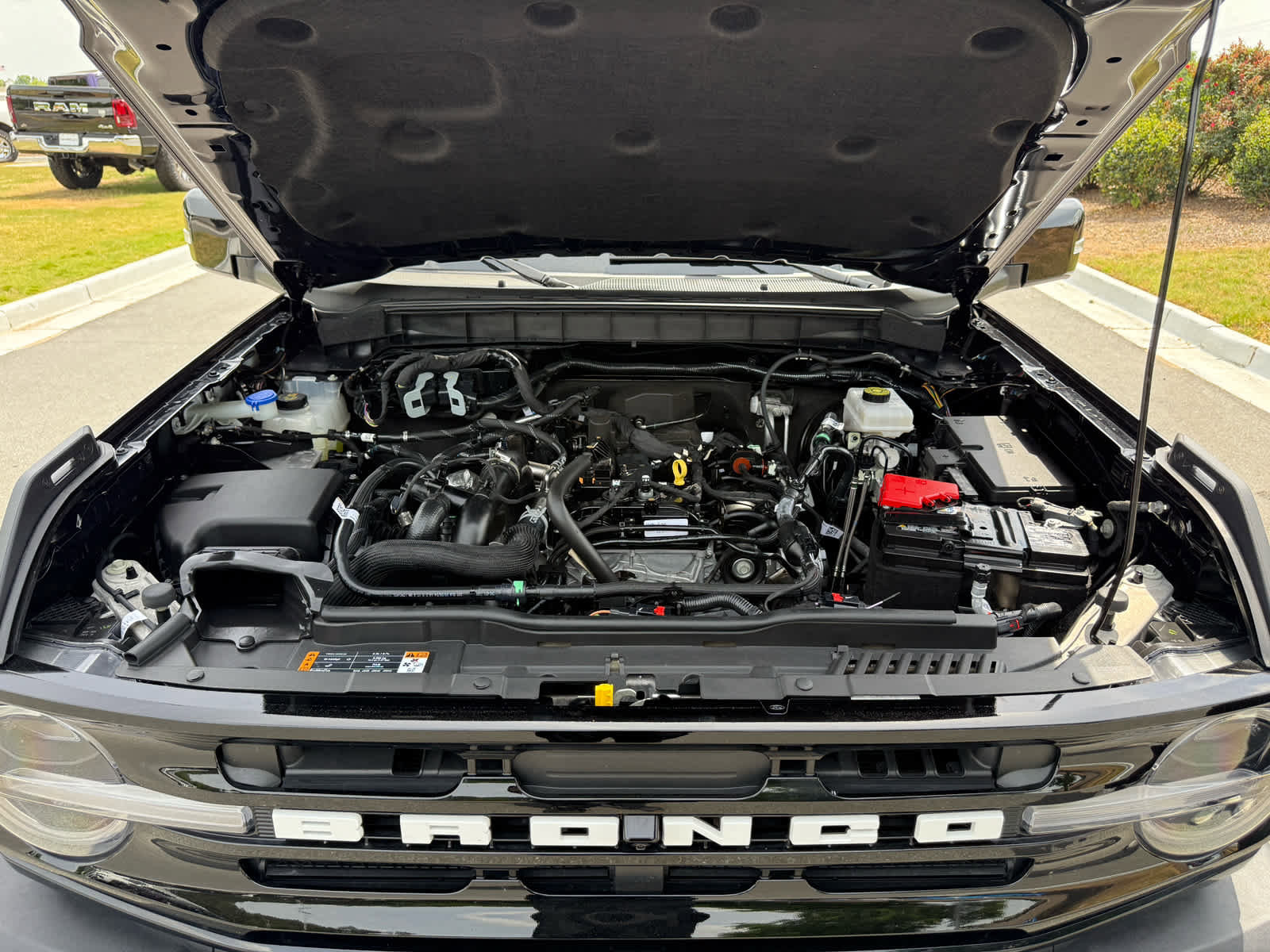 Used 2024 Ford Bronco Outer Banks image 28