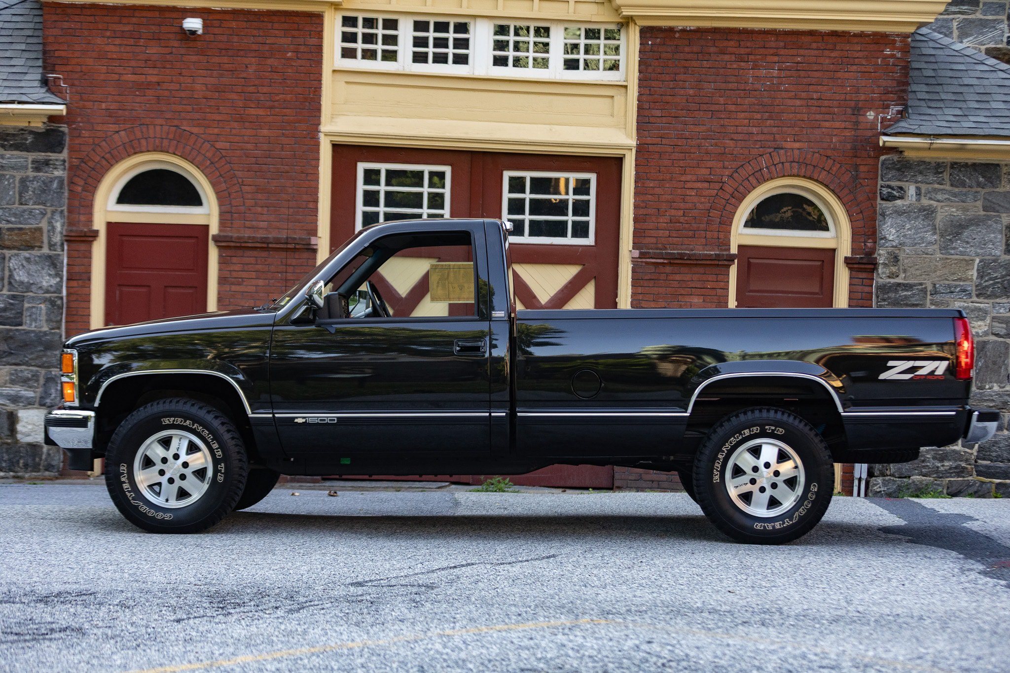 Used 1989 Chevrolet Silverado 1500 4x4 Regular Cab image 94