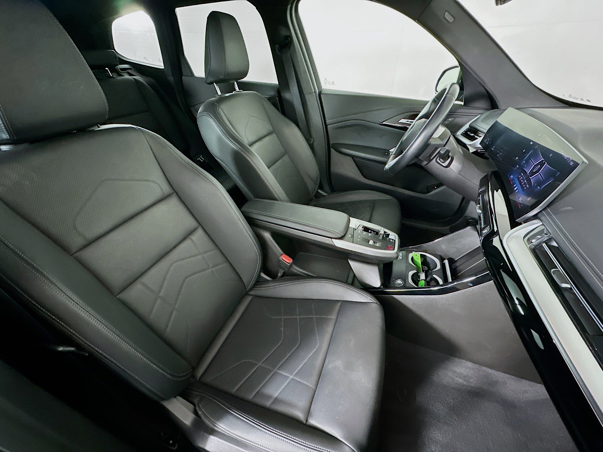 Used 2025 BMW X1 xDrive28i image 32