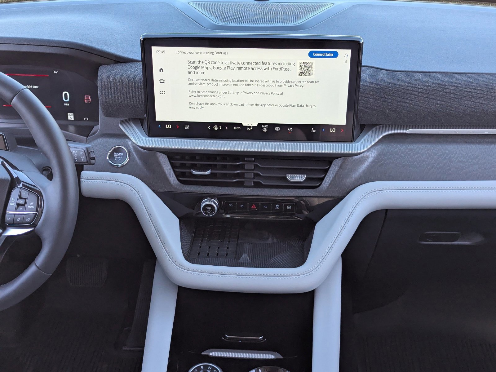 Used 2025 Ford Explorer Platinum w/ Ultimate Package image 17