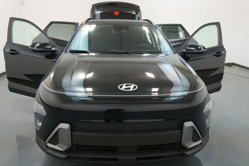 New 2025 Hyundai Kona SEL image 38