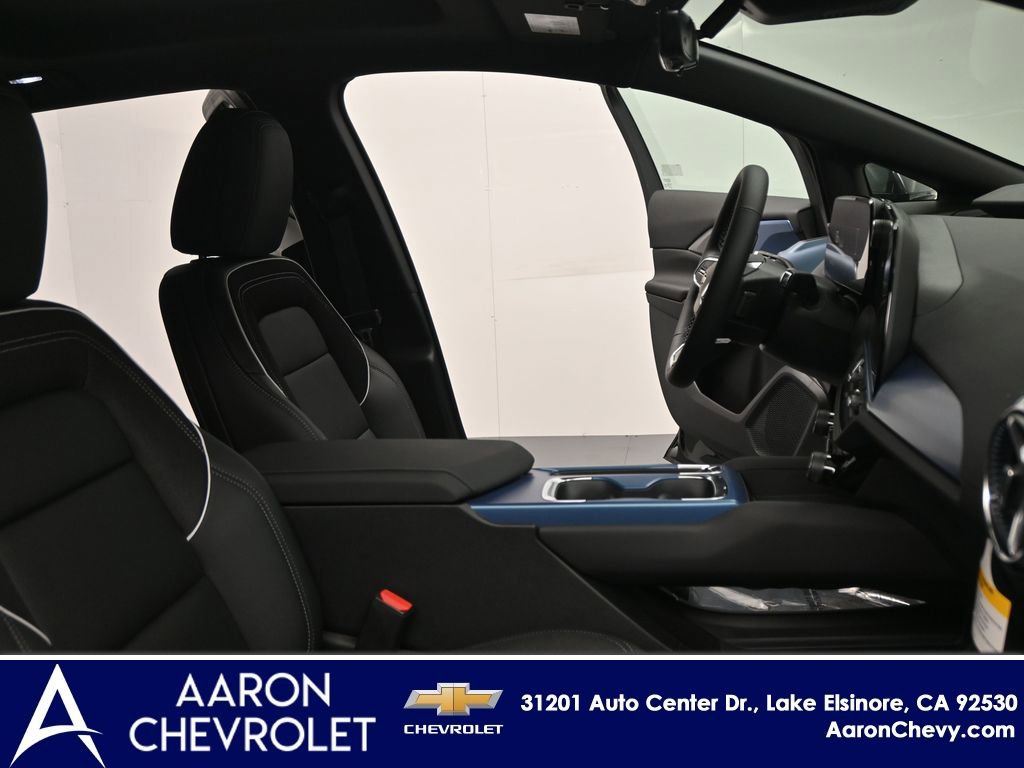 New 2025 Chevrolet Equinox EV LT w/ Convenience Package II AWD/4WD image 19