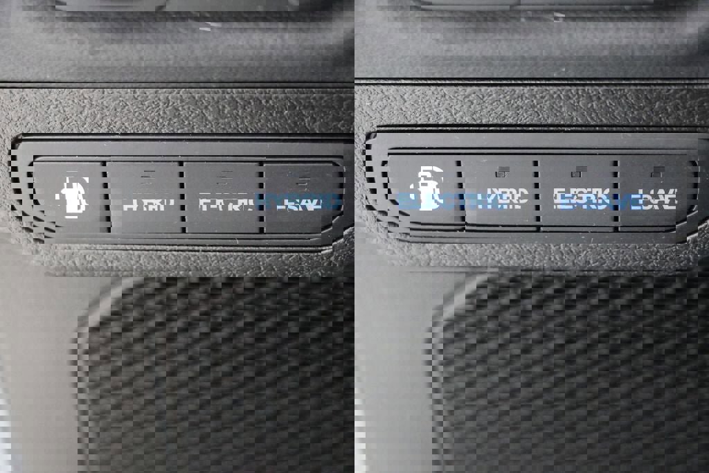 Used 2024 Jeep Wrangler Unlimited Rubicon 4xe image 28