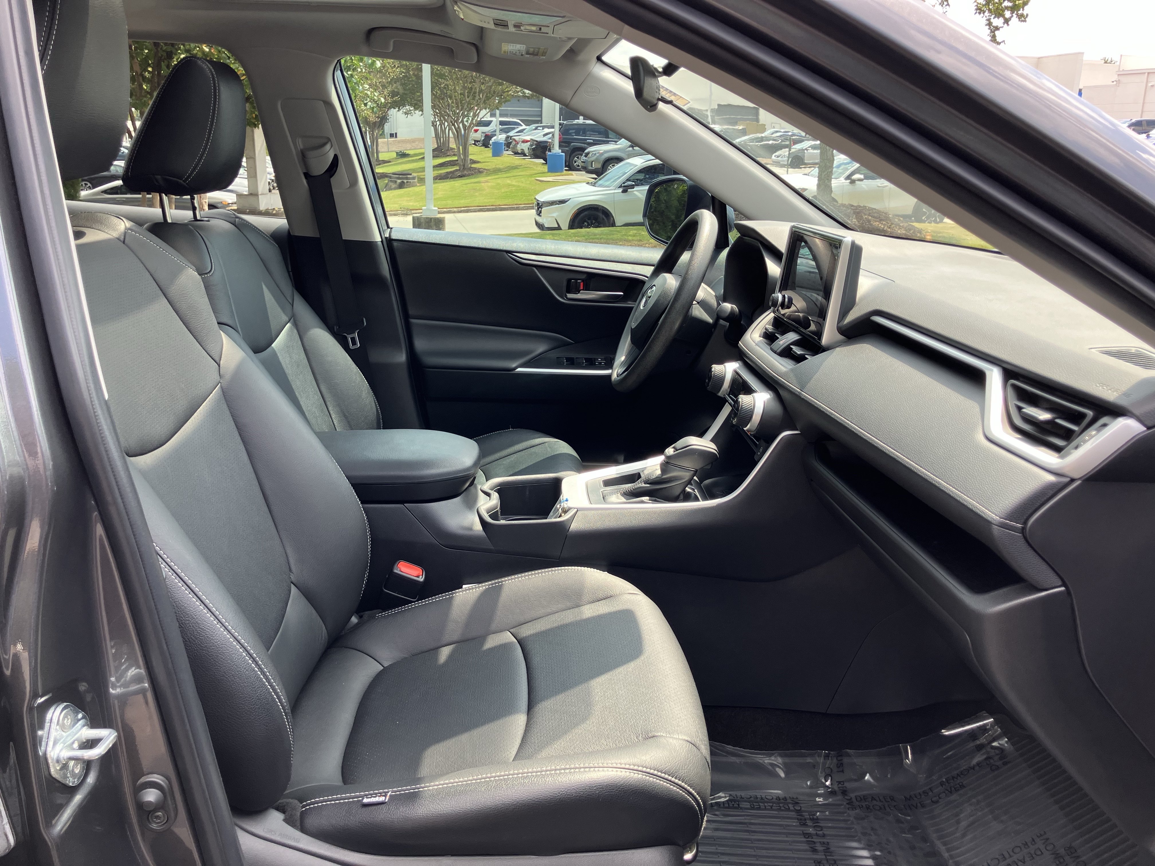Used 2023 Toyota RAV4 XLE w/ Convenience Package FWD image 35