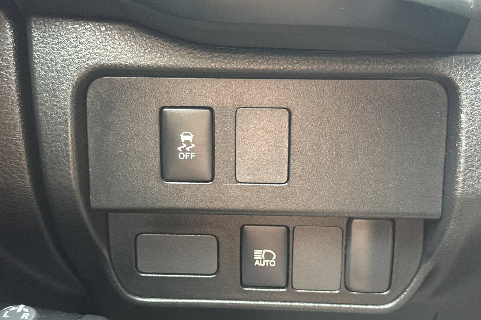 Certified 2022 Toyota Tacoma SR RWD image 27