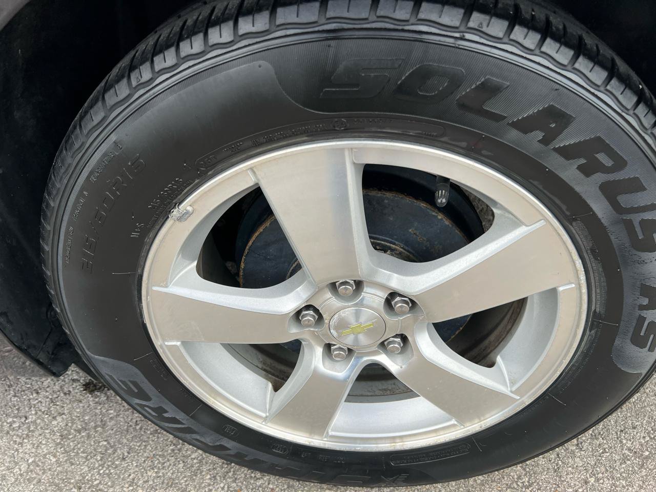 Used 2014 Chevrolet Cruze LT FWD image 4