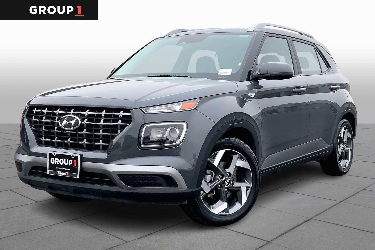 Used 2025 Hyundai Venue SEL