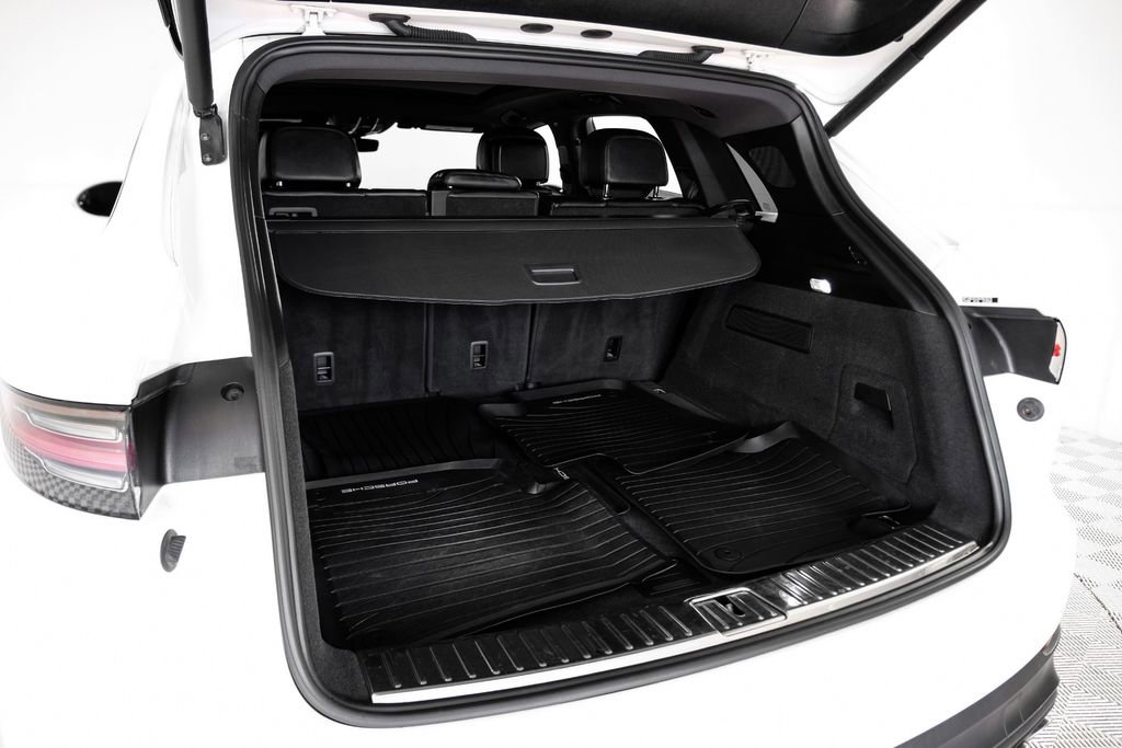 Used 2019 Porsche Cayenne S image 60