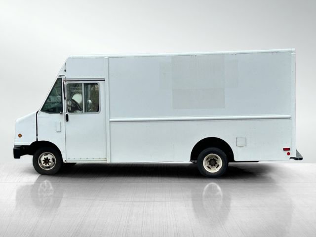 Used 2013 Ford E-350 and Econoline 350 Super Duty w/ Air Conditioning Prep Pkg image 7