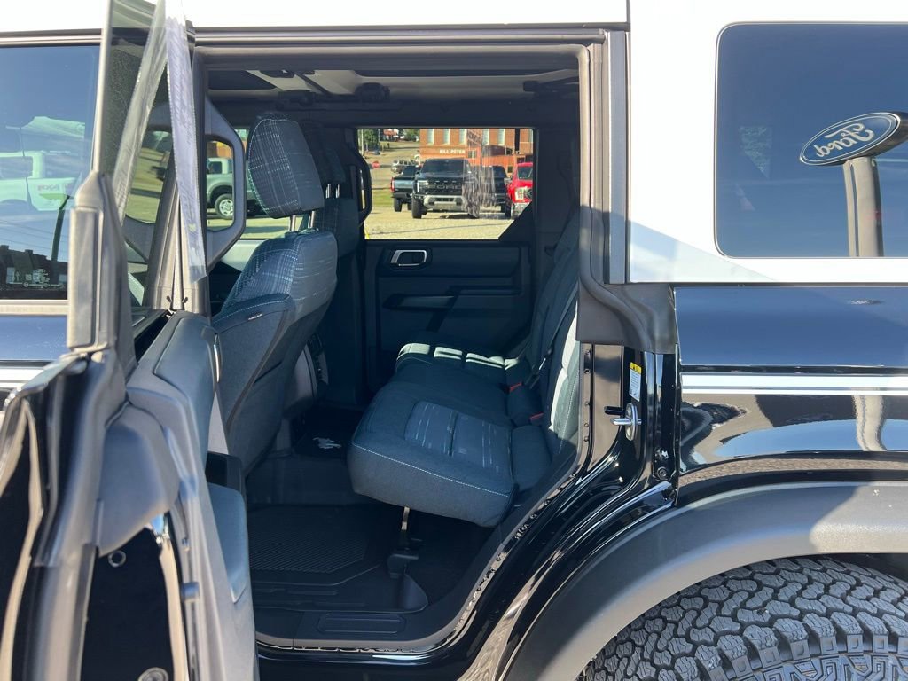 Used 2025 Ford Bronco Heritage Edition image 16