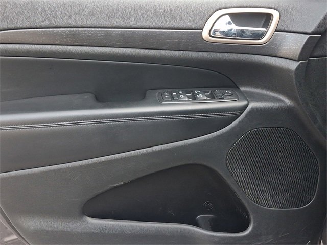 Used 2015 Jeep Grand Cherokee Altitude image 13