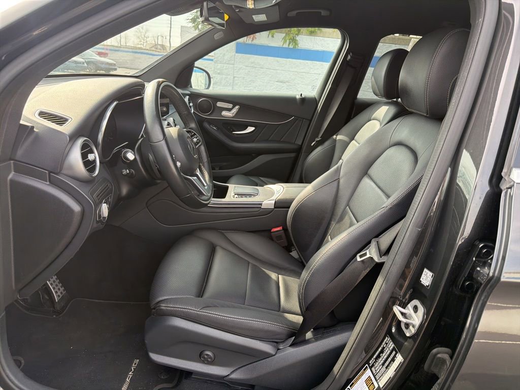Used 2022 Mercedes-Benz GLC 300 4MATIC image 16