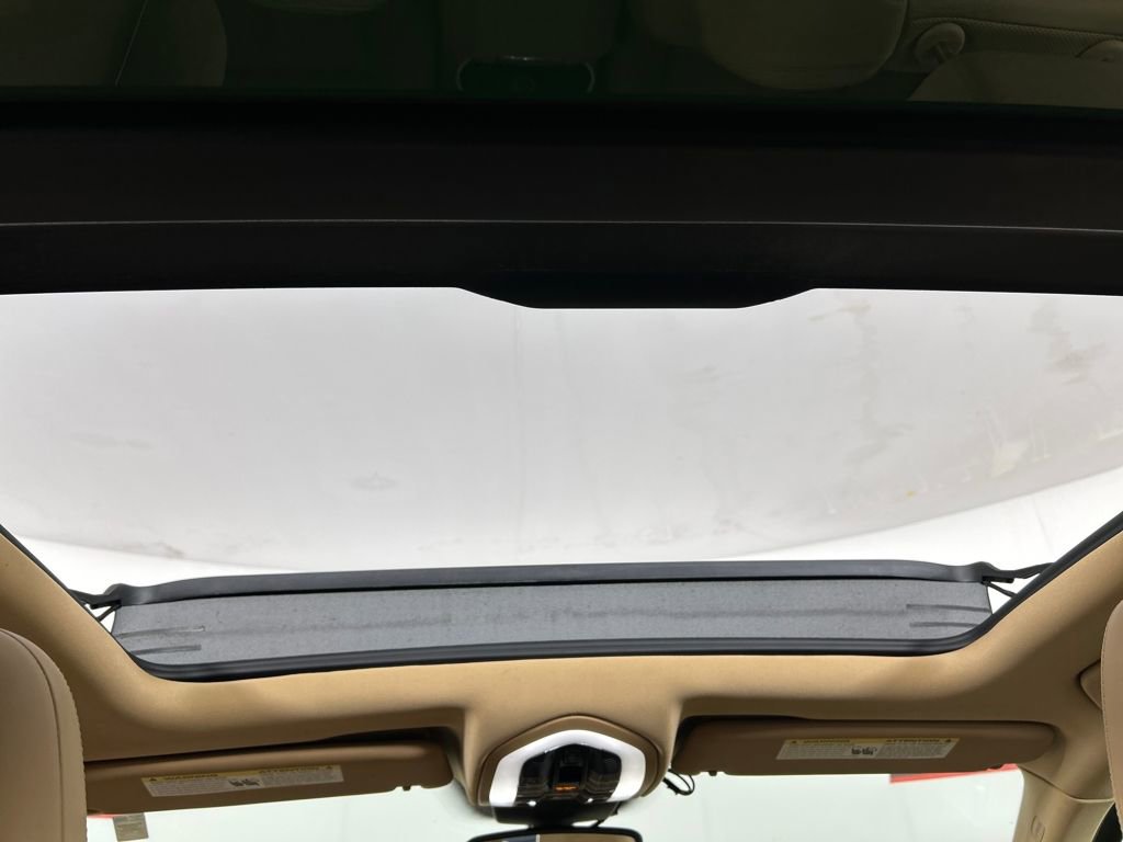 Used 2017 Porsche Cayenne Platinum Edition image 19