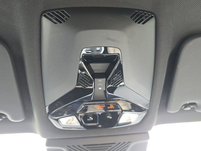 Used 2023 BMW X1 xDrive28i w/ M Sport Package AWD/4WD image 19