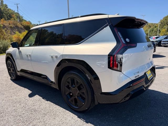 New 2026 Kia EV9 Land w/ Nightfall Edition Package image 4