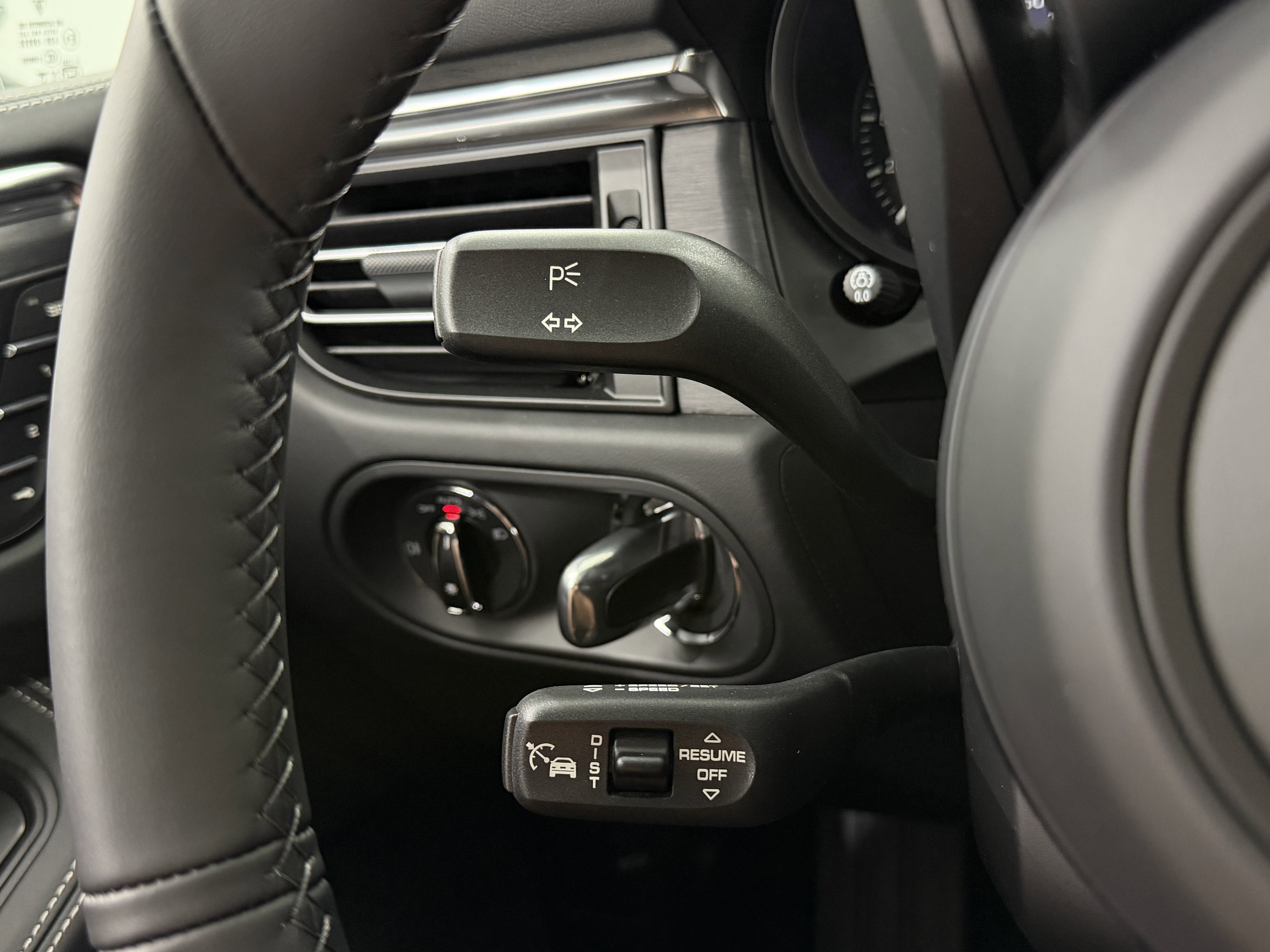 New 2026 Porsche Macan GTS image 48