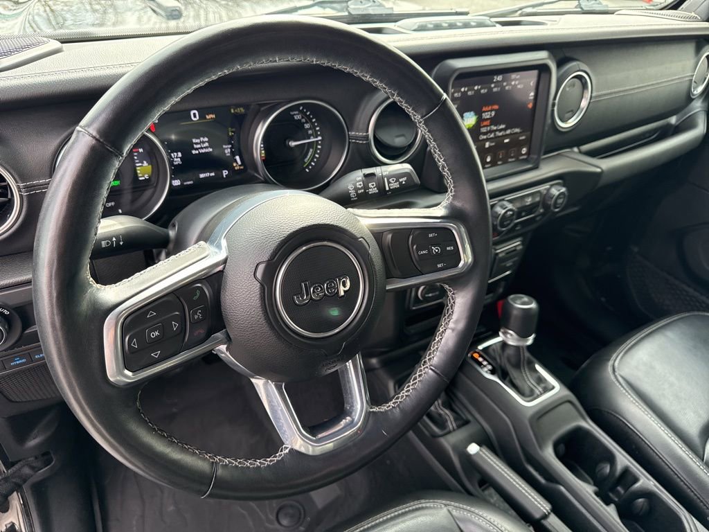 Used 2023 Jeep Wrangler Unlimited Sahara w/ Cold Weather Group image 25