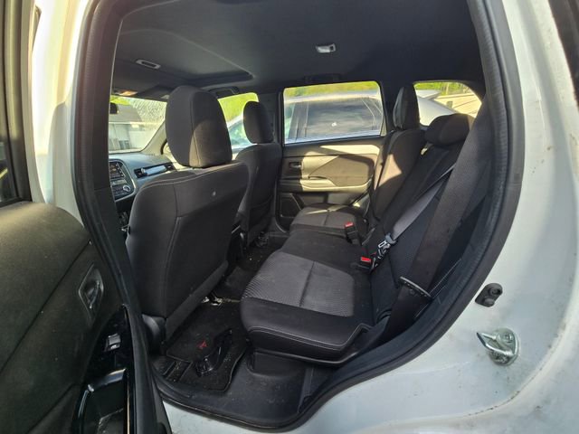 Used 2018 Mitsubishi Outlander LE FWD image 7