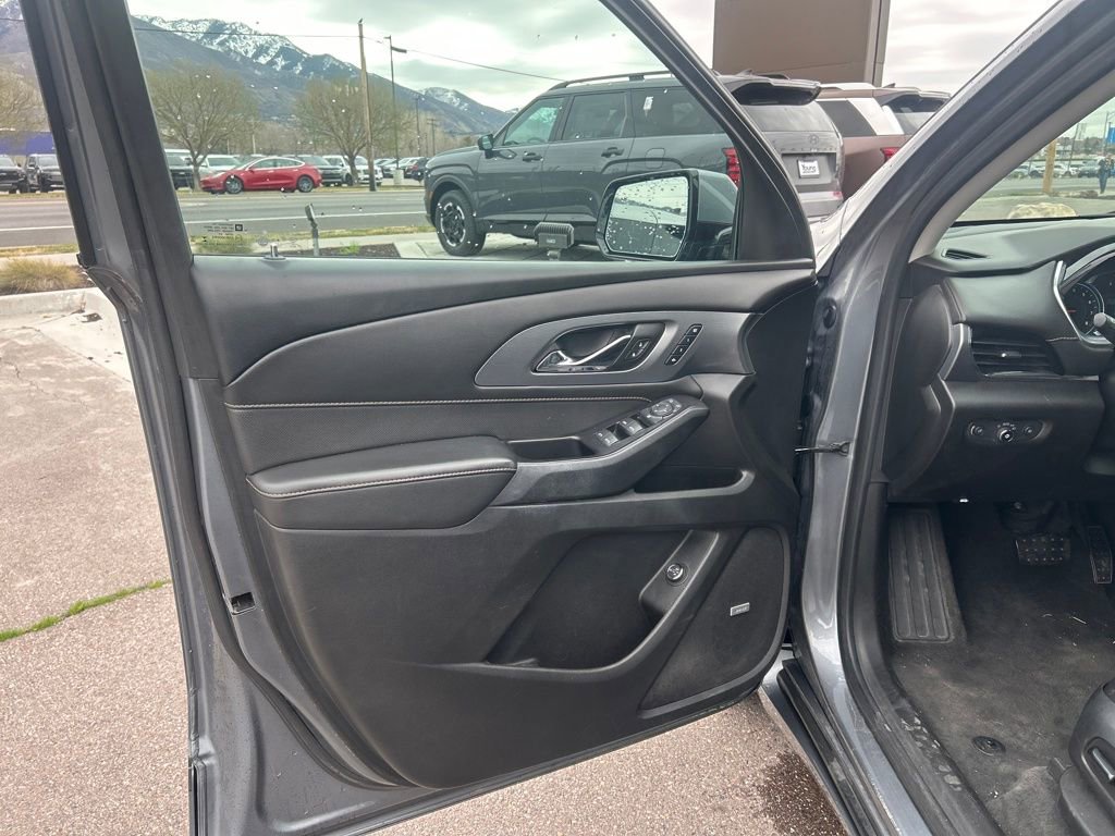 Used 2020 Chevrolet Traverse Premier image 9