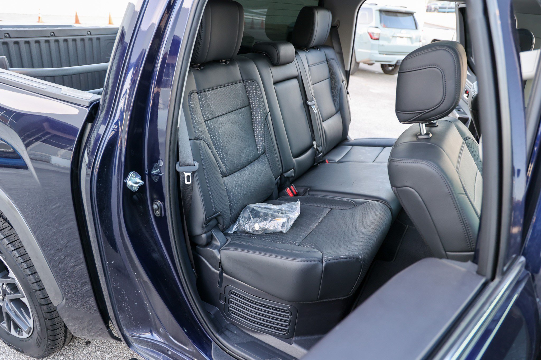 Used 2023 Toyota Tundra Limited AWD/4WD image 44