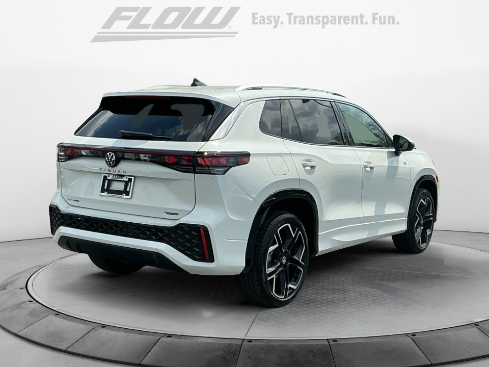 New 2026 Volkswagen Tiguan SEL R-Line AWD/4WD image 7