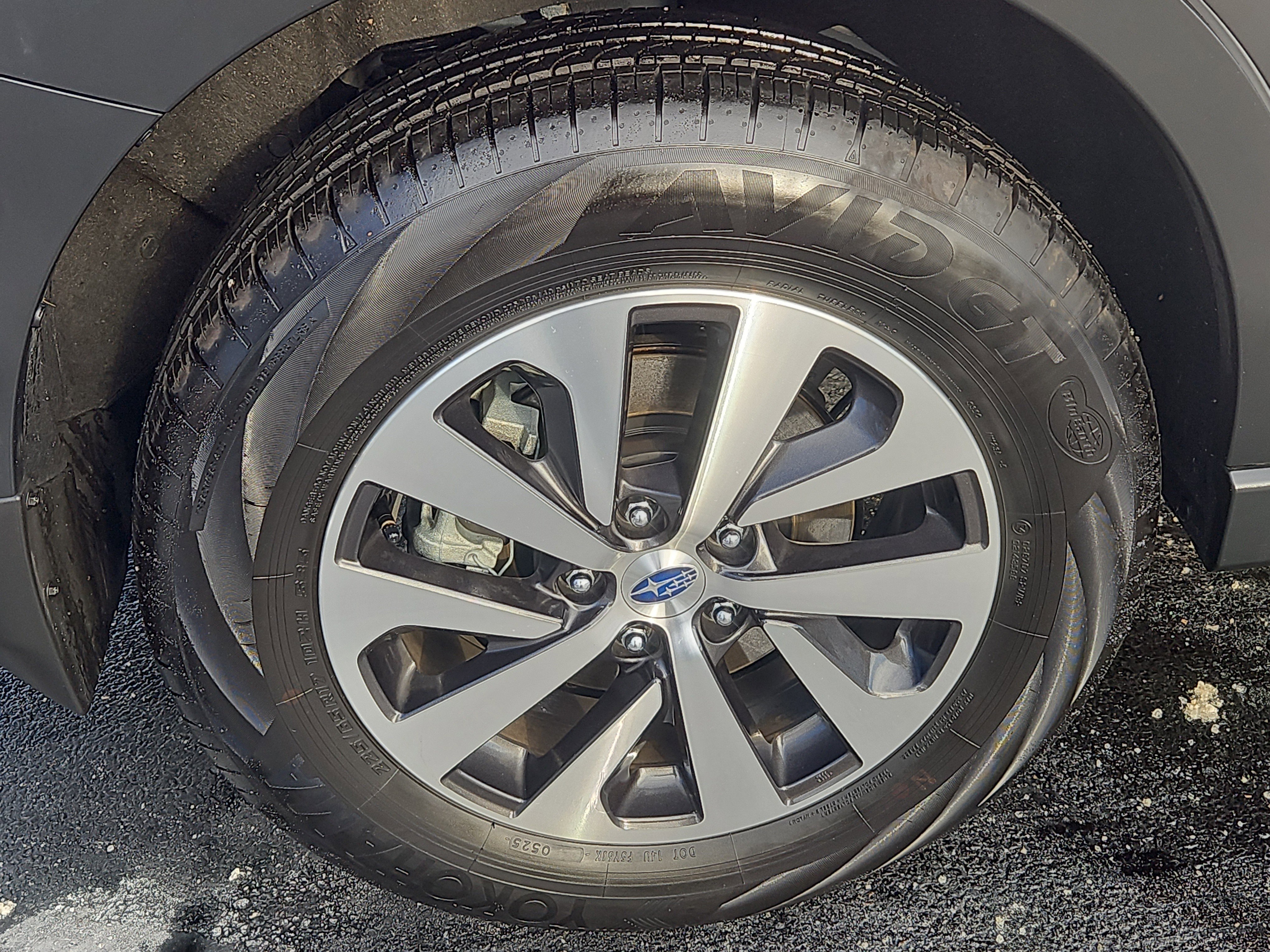 Certified 2025 Subaru Outback Premium image 25