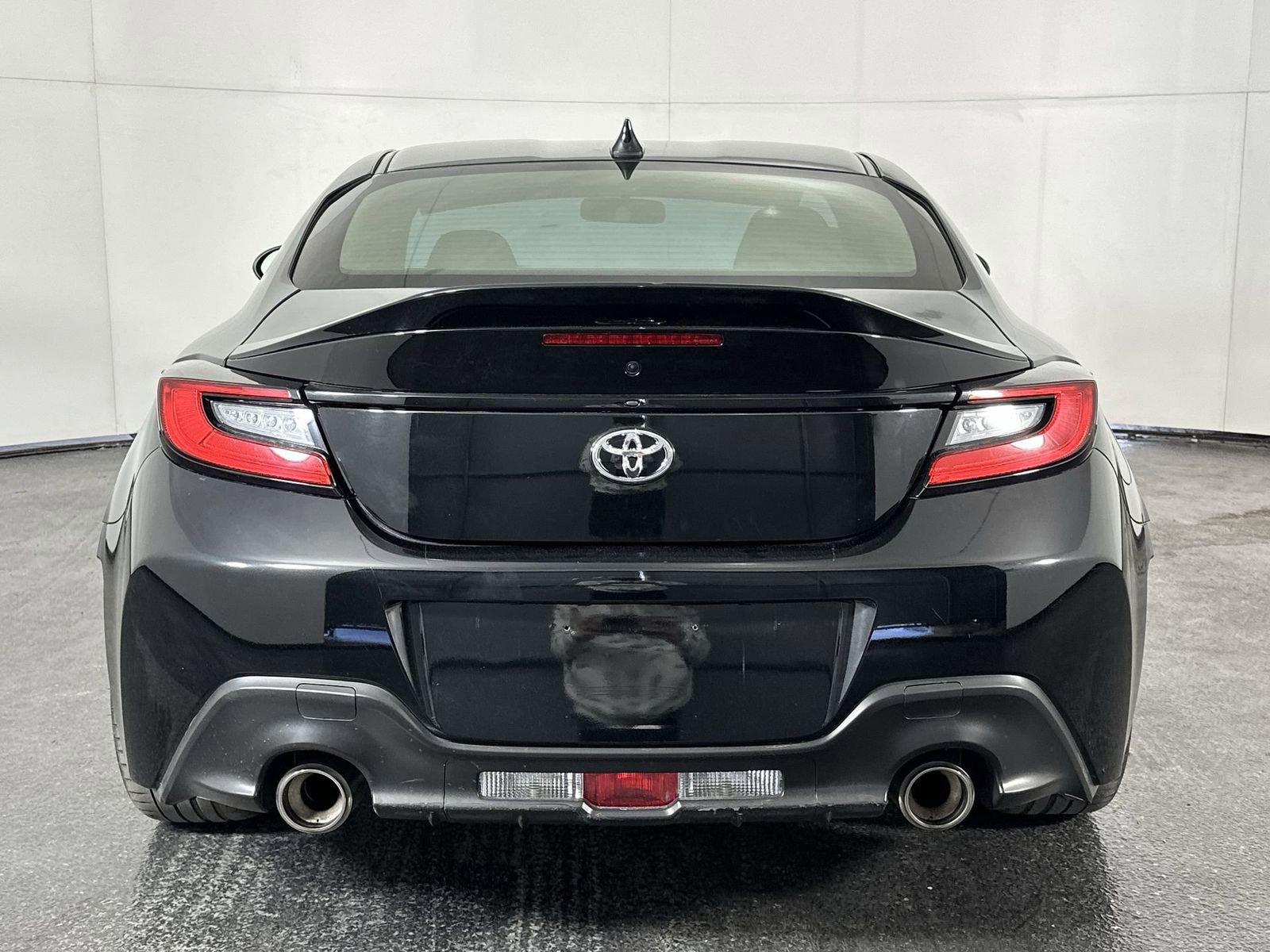 Used 2023 Toyota GR86 Premium w/ ALL Weather Mat Package (TMS) image 7