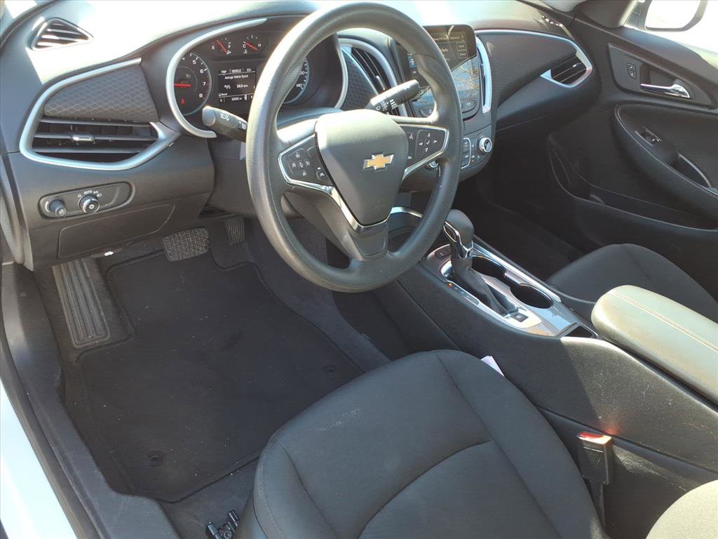 Used 2024 Chevrolet Malibu LT image 6