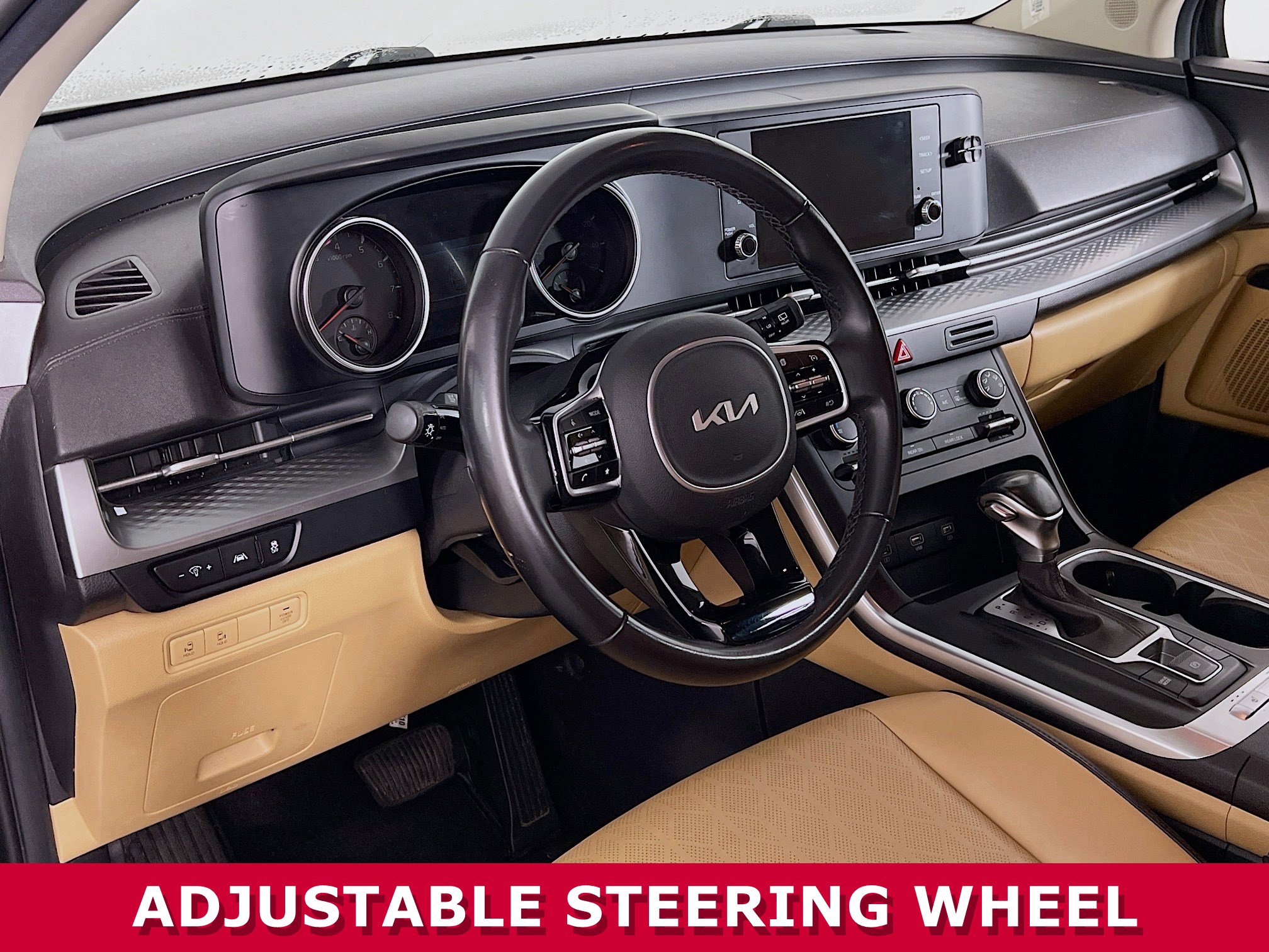 Used 2022 Kia Carnival LX image 7